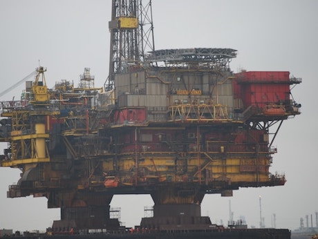 Нефть дешевеет, Brent торгуется у $78,27 за баррель