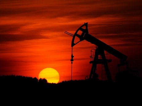 Стоимость нефти перевалила за 75 долларов