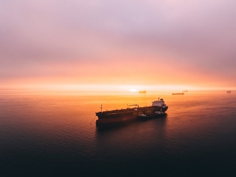 Индия конкурирует с Китаем за российскую нефть