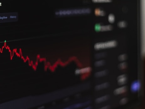 Цена на Brent обновляет летние антирекорды