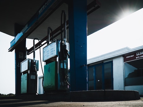 Нефть Brent подешевела до $ 83,25 за баррель