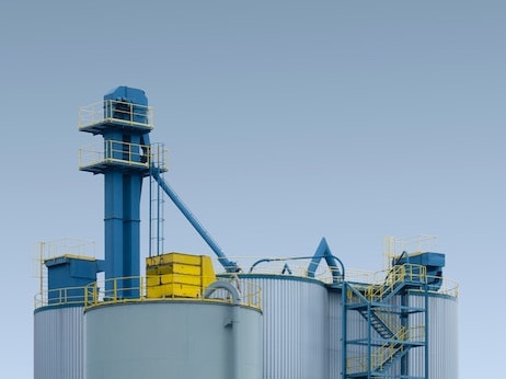 Brent стабилизировалась после обвала до минимума с начала июля